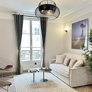 Charming With Eiffel Tower View Paris