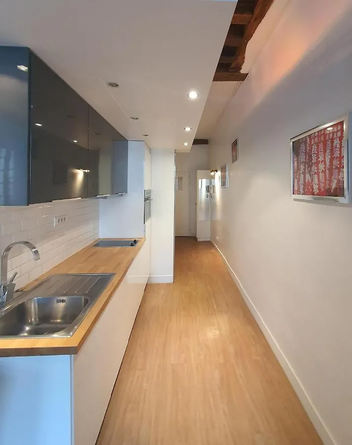 Couleur St Martin Apartment Paris